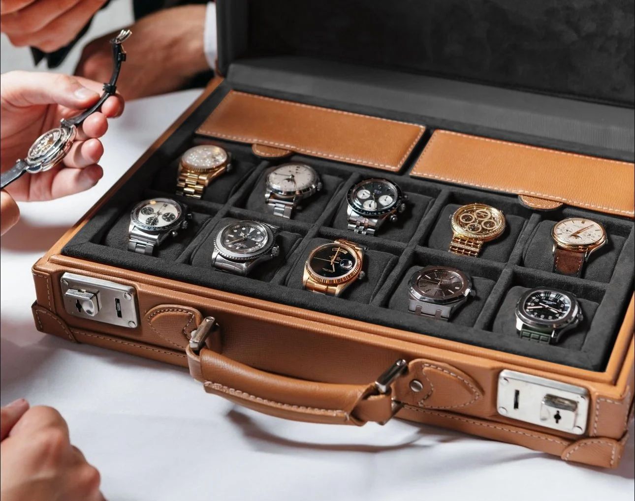 Vente conseil montres de luxe Maroc — بيع واستشارة الساعات الفاخرة